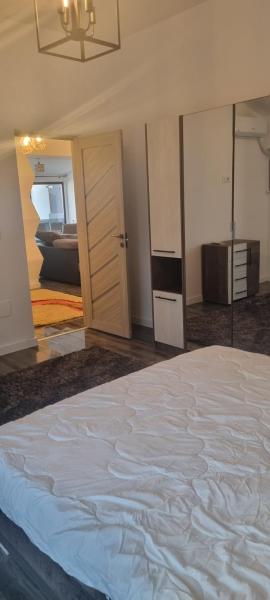 Apartament Parc Romanesc